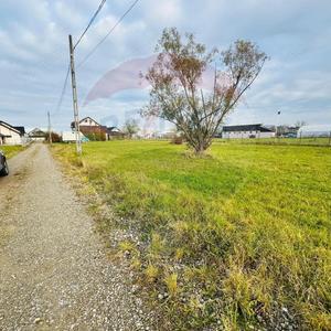 Teren de 1100 mp, în Central