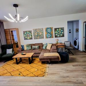 Apartament cu 2 camere decomandat în Mihai Viteazul