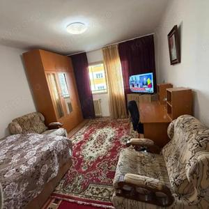 Garsonieră decomandată în Rovine