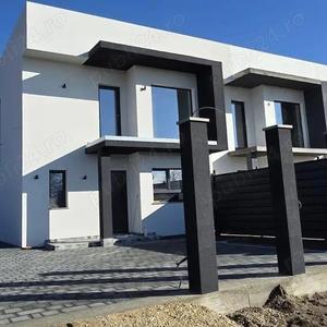 Casă cu 3 camere în Teiu