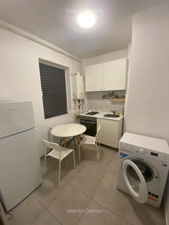 Inchiriere Garsoniera Decomandata Militari Residence - 10