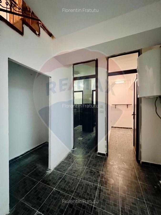 Spatiu comercial de 190mp de vanzare in zona Nord-Est - 15 Spatiu comercial de 190mp de vanzare in zona Nord-Est - 15