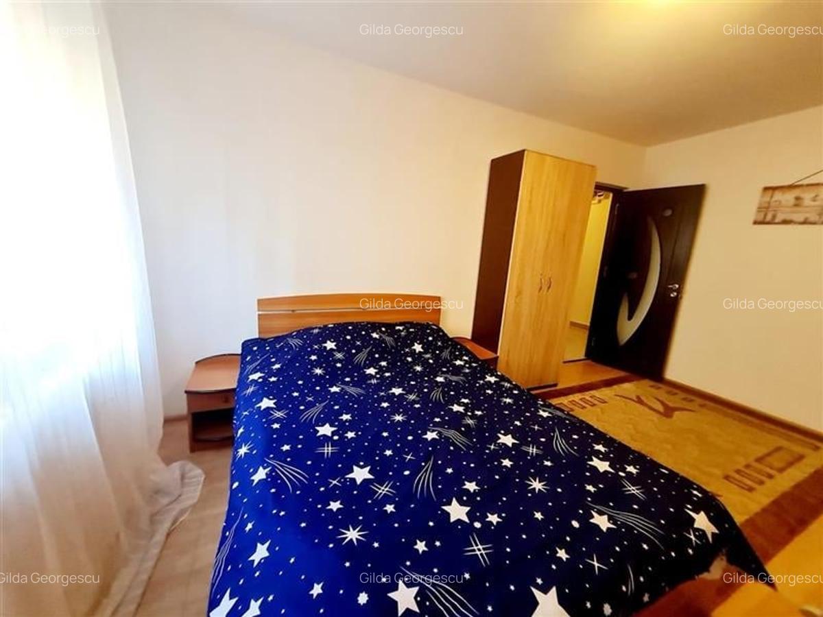 Apartament cu 3 camere semidecomandat în Centrul Civic - 12