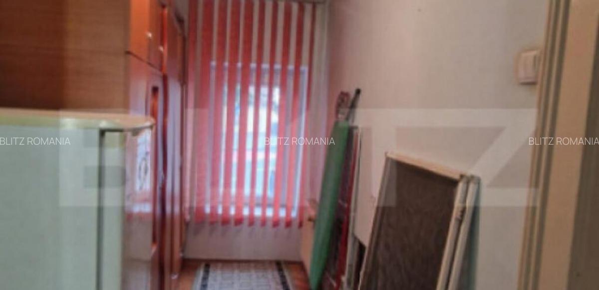Casa Centrala -la Bulevard important ;D+P+Etaj+pod -individu - 15