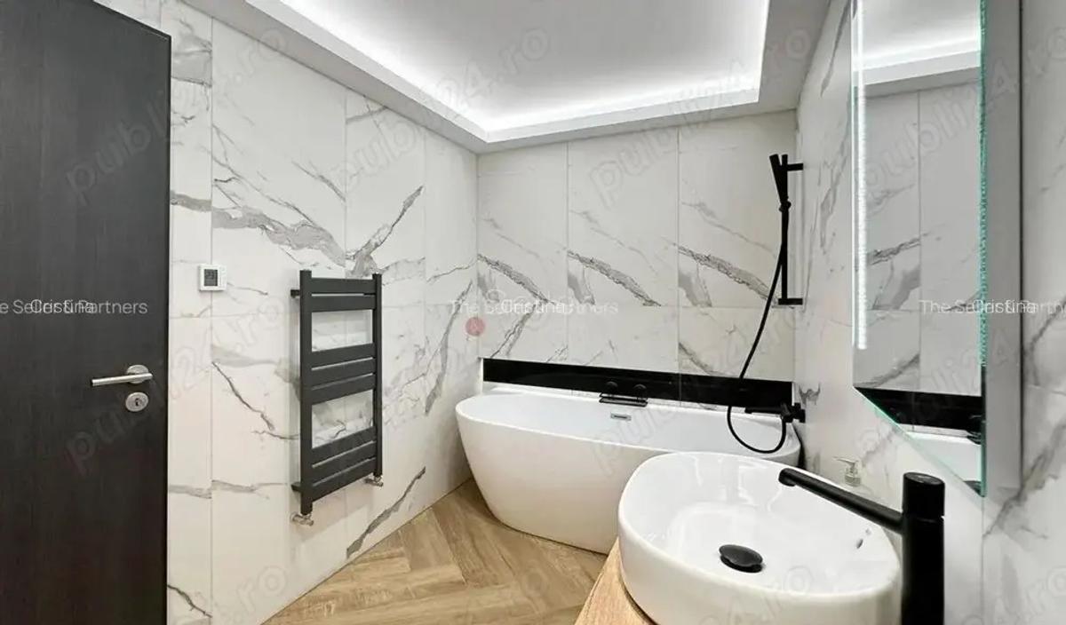 Ofer spre inchiriere apartament 2 camere Brasov COSMOPOLIT Mihai Viteazul - 3