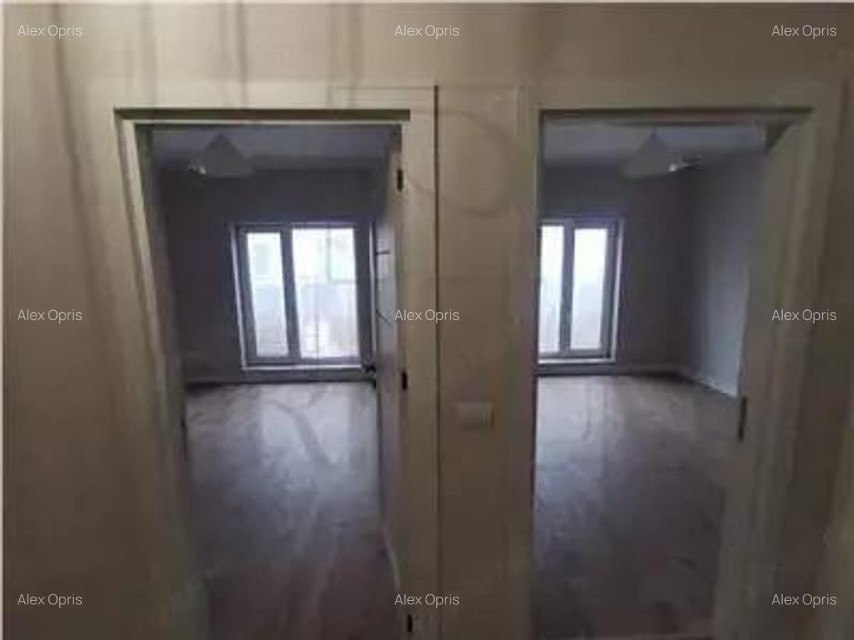 Duplex pe parter - 3 dormitoare - finalizat - toate utilitatile - suprafete mari - 6