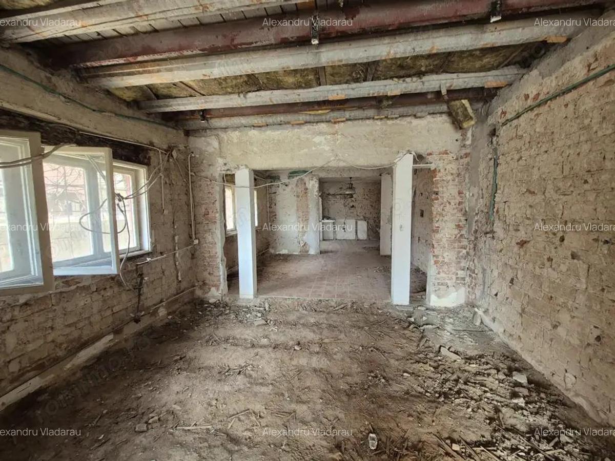 Casa S+P+1+Pod - 210,73 mp + teren 176 mp - zona Baicului - Gara Obor - 10