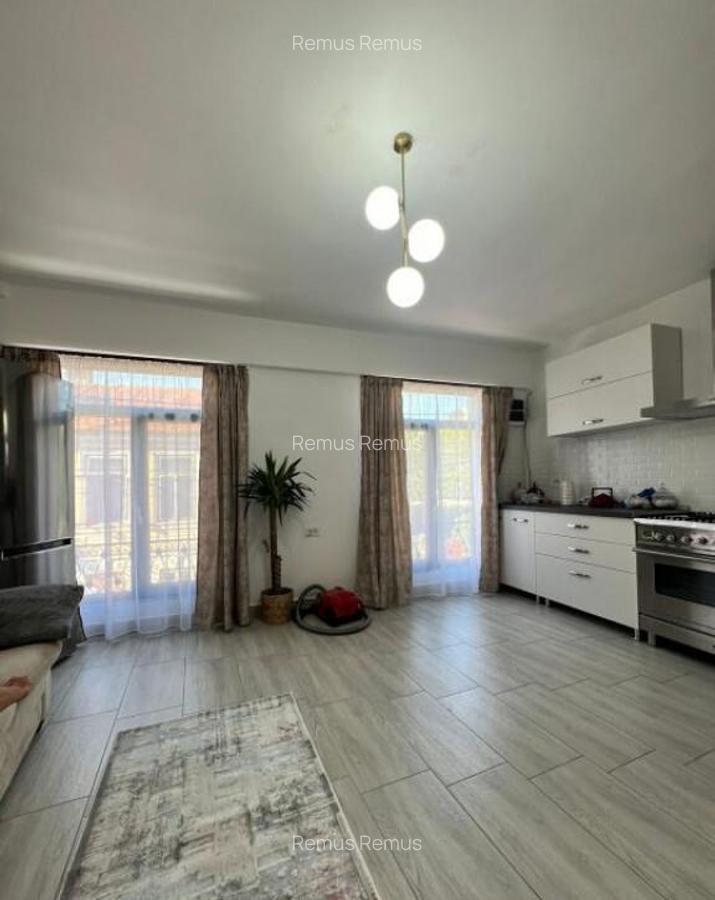 Casa, Centru Istoric, Constructie noua, Totul Nou, mobilat s - 3