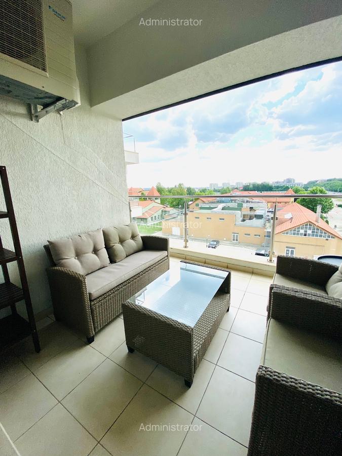 Apartament cu 4 camere decomandat în Pipera - 14
