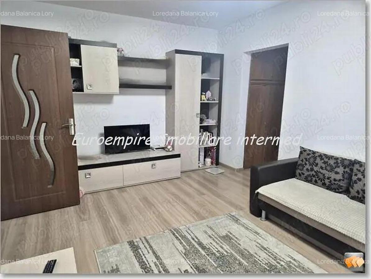 Apartament 2 camere de vanzare zona Abator - 1