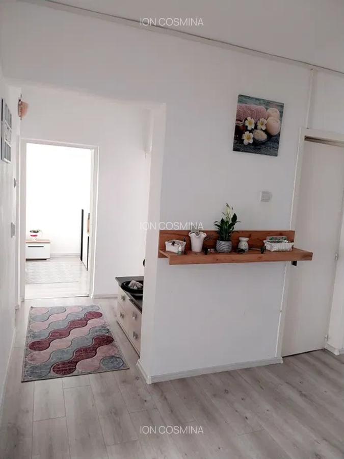 Apartament 3 camere decomandat zona Craiter - 3