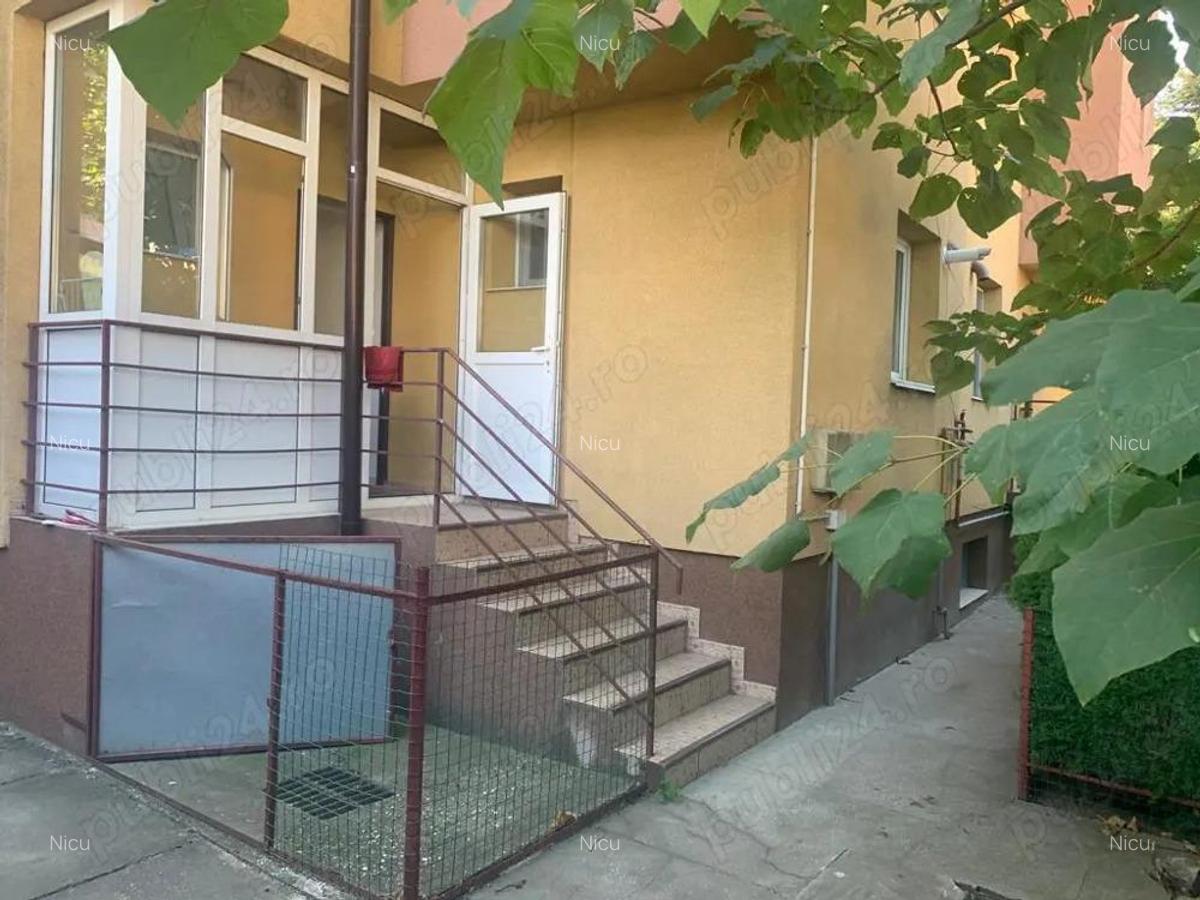 Inchiriez casa 10 camere Prelungirea Ghencea pretabil camin de batrani - 3