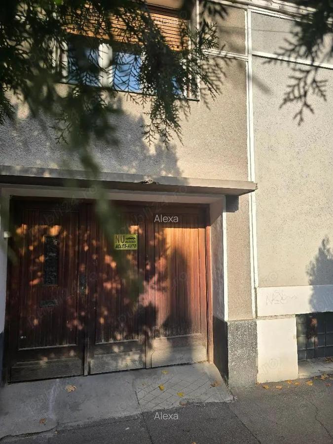 Vand casa ultrac Zona mag Crisul, SC 200 mp, teren 242mp,front stradal mare ,intrare auto, inc oras - 3