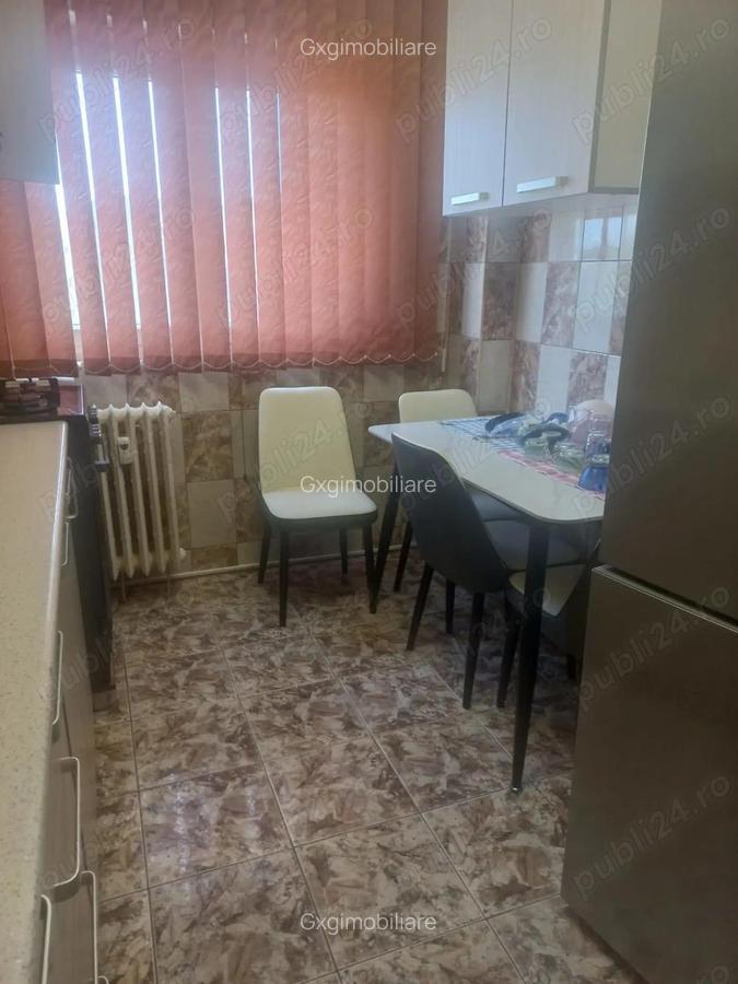 3 camere de inchiriat - 4