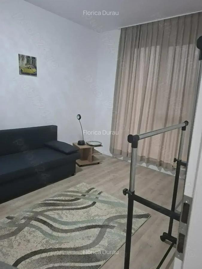 Ofer spre inchiriere apartament 3 camere - 1