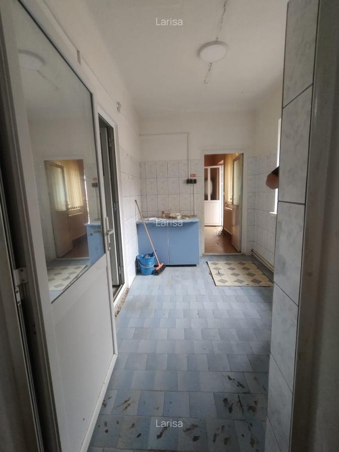 PLAJA MODERN  CASA DE CARAMIDA CU 3 CAMERE 130MP PRET 230000 EURO - 4