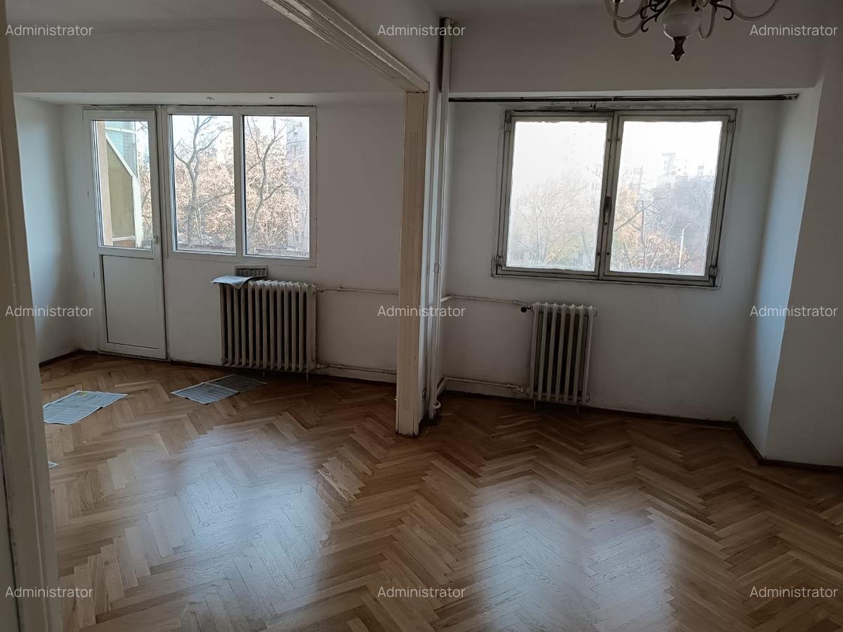 Apartament cu 4 camere decomandat în Drumul Taberei - 10