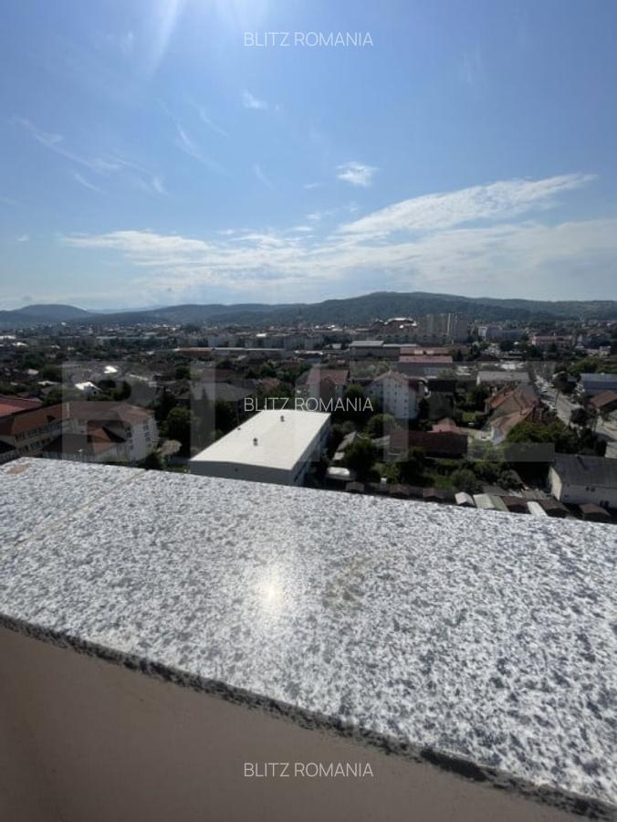 Apartament cu 2 camere - balcon mare, panorama superba, complex nou - 5