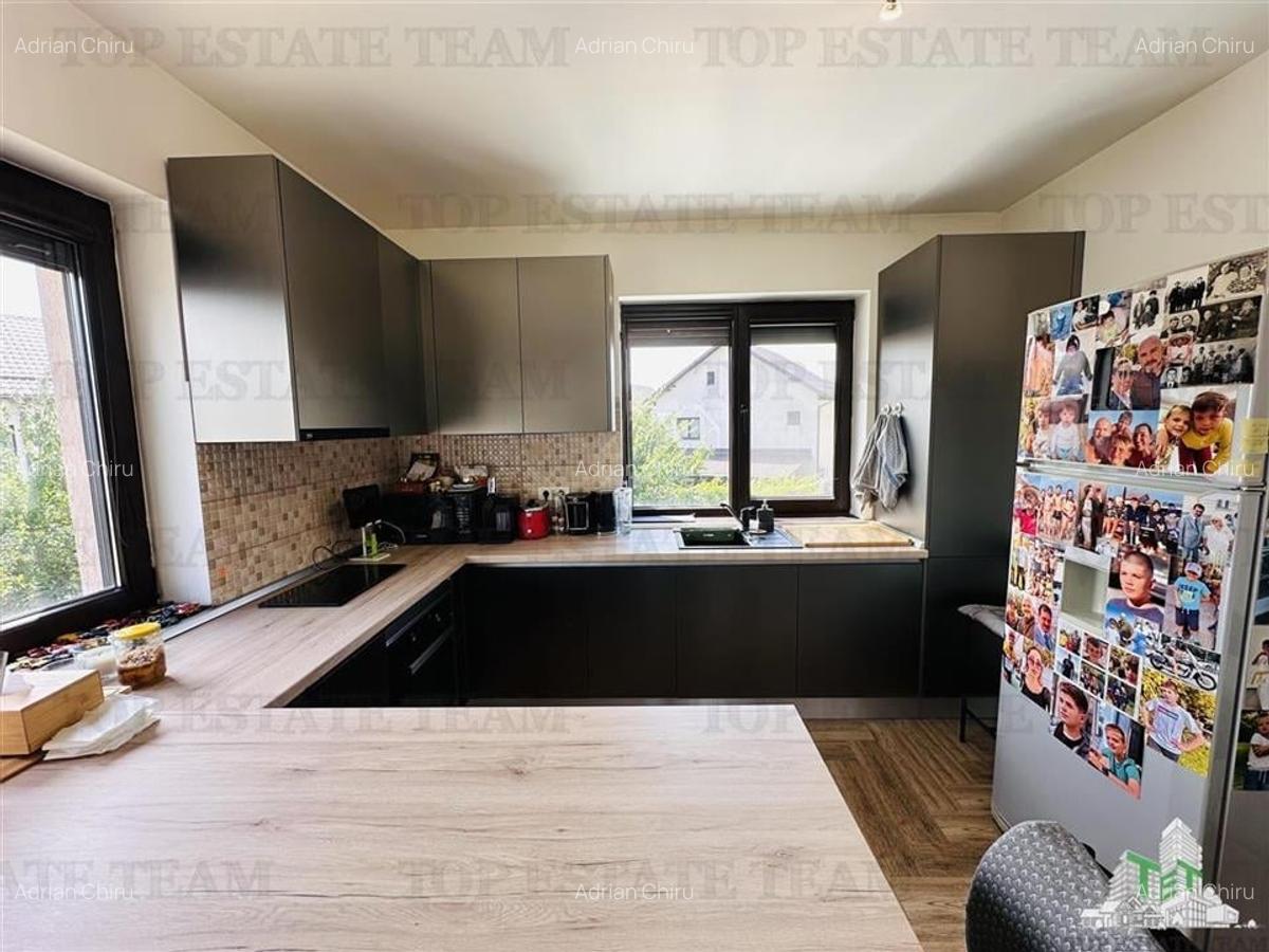 SUPER PROPRIETATE, vila individuala 300 mp construiti, 523 mp teren imprejmuit, - 11