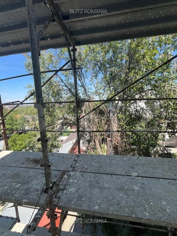 Apartament cu 2 camere, mobilat, etaj 4, zona Liceu Blaga - 15