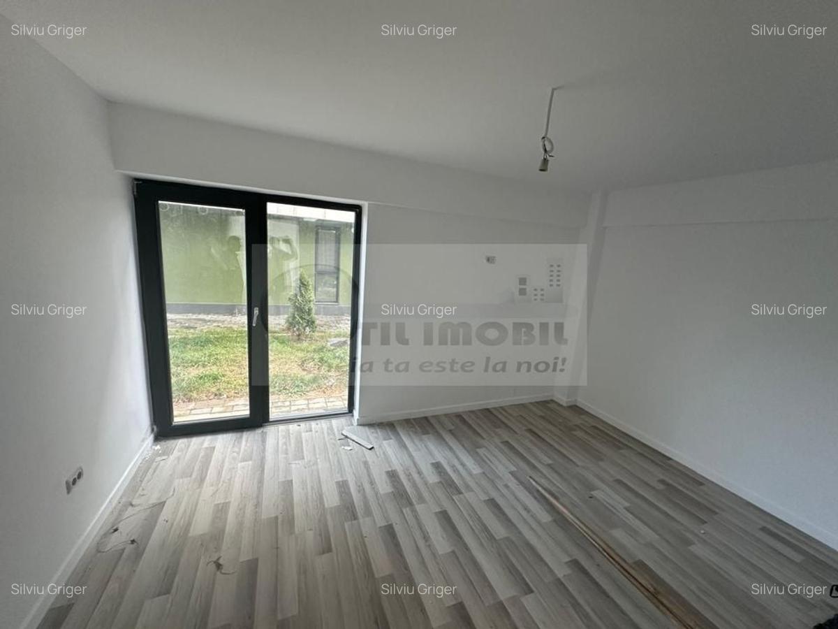 Ap 2 camere, 54 mp, decomandat, grădină, zona Capitol, 80.000 € - 6