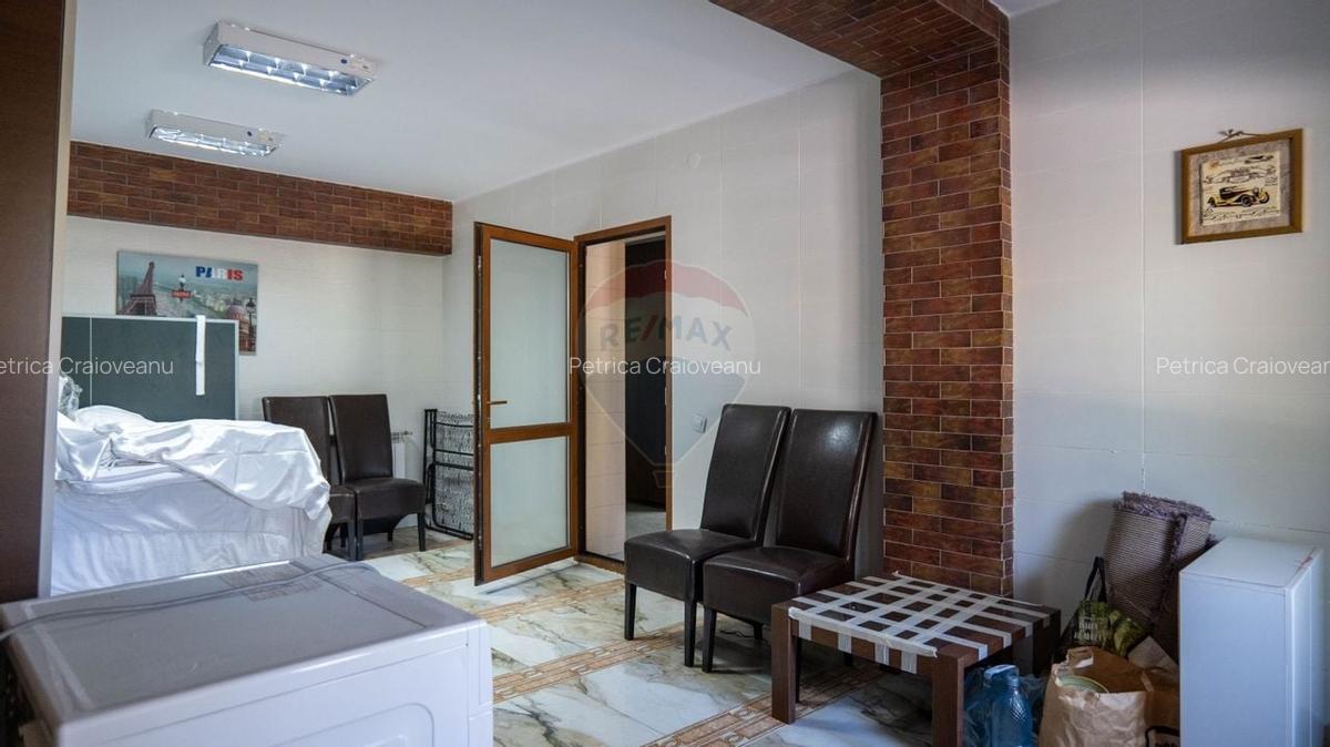 Oferta - vanzare pensiune 10 camere si casa de vacanta, Slanic Prahova - 35