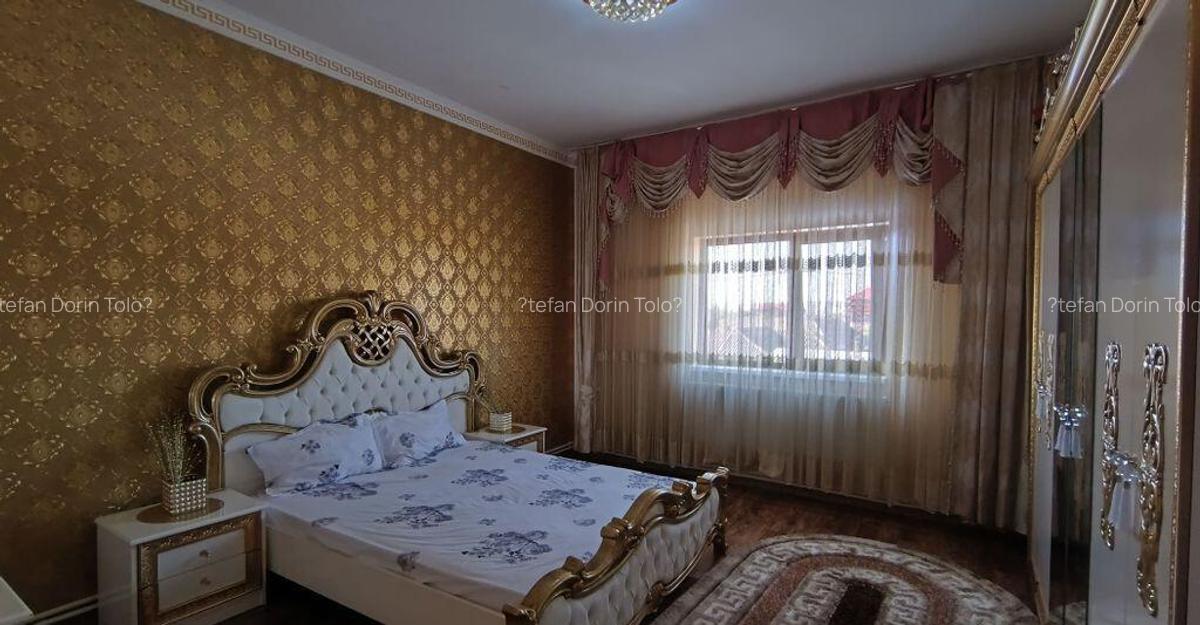 Medgidia | Casa cu 5 camere spa?ioasa - 8