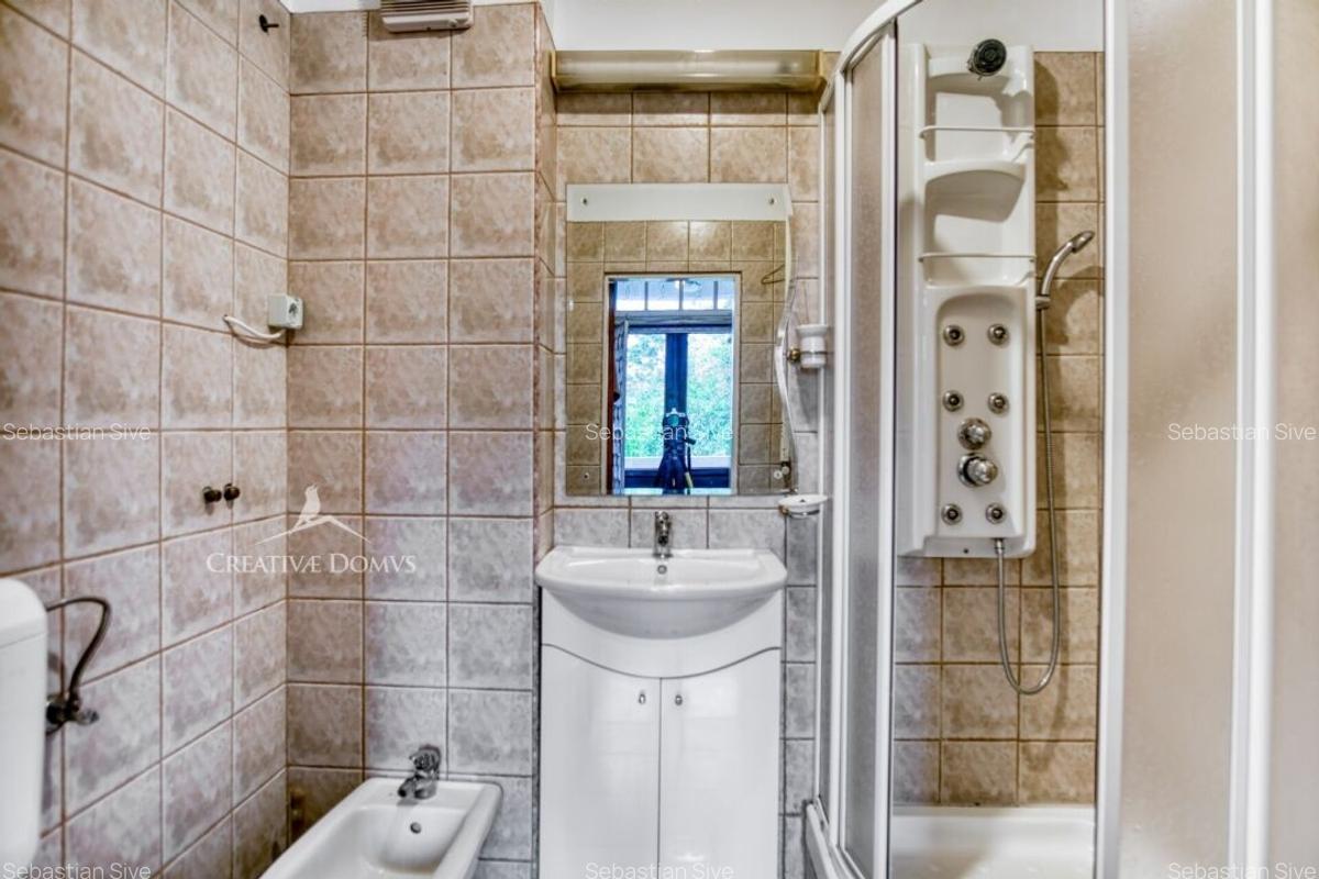 Vila cu 7 camere, 186 mp utili - Piata Muncii - 12