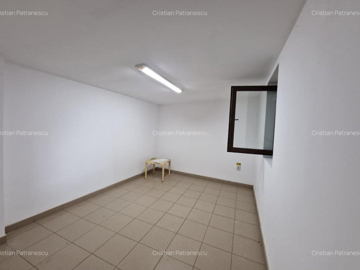 Casa 3 camere cu curte proprie | Piata Chibrit | 1' Metrou 1 Mai - 5