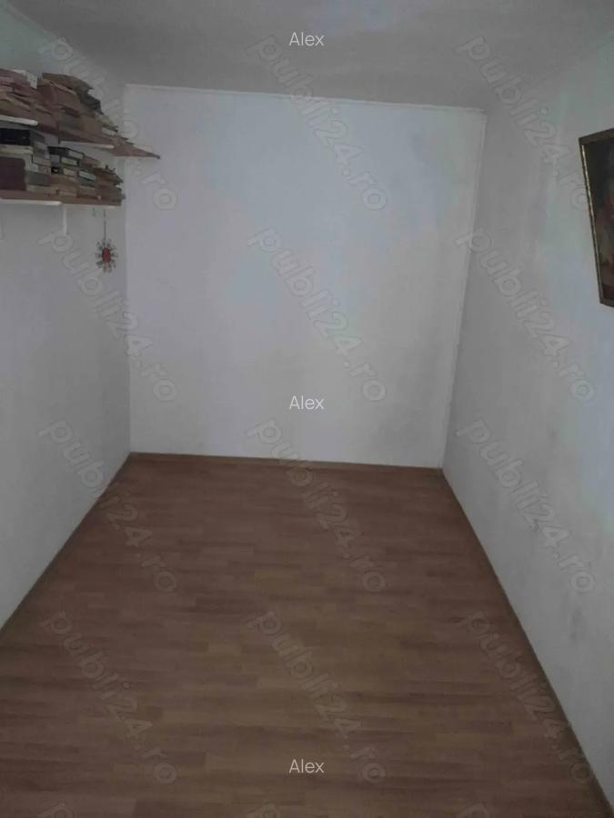 Vand apartament cu 3 camere - 2