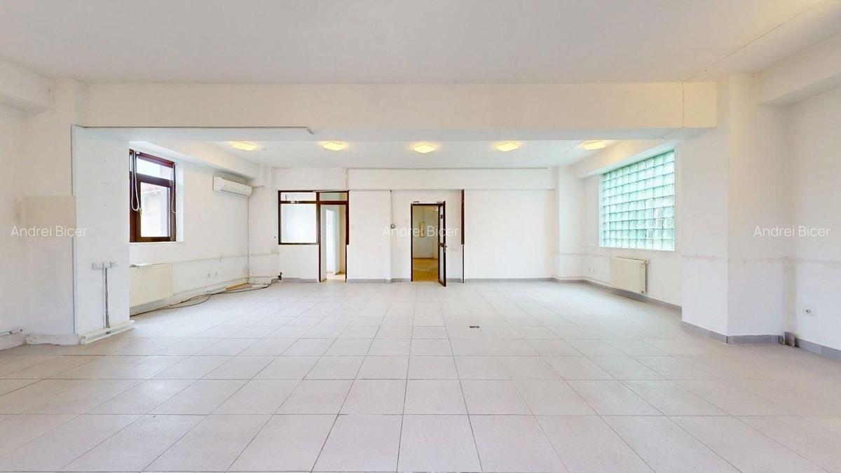 DAMAROAIA | Jiului | Chirie Casa 16 camere | 15 parcari + metrou 900m - 16