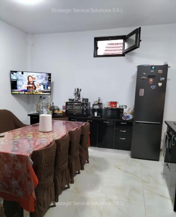 Casa caramida, Timisoara, zona Lunei, 5 cam, 1000mp teren - 4