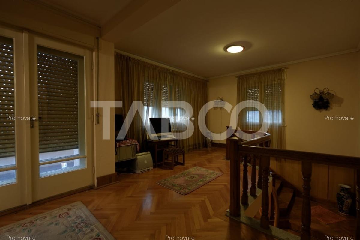 Casa individuala de vanzare cu 5 camere 2 balcoane zona Centrala - 11