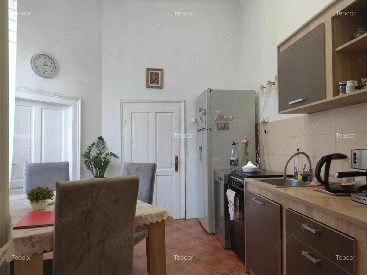 Casa cu 4 camere de vanzare in zona centrala Louis Pasteur, Oradea - 11