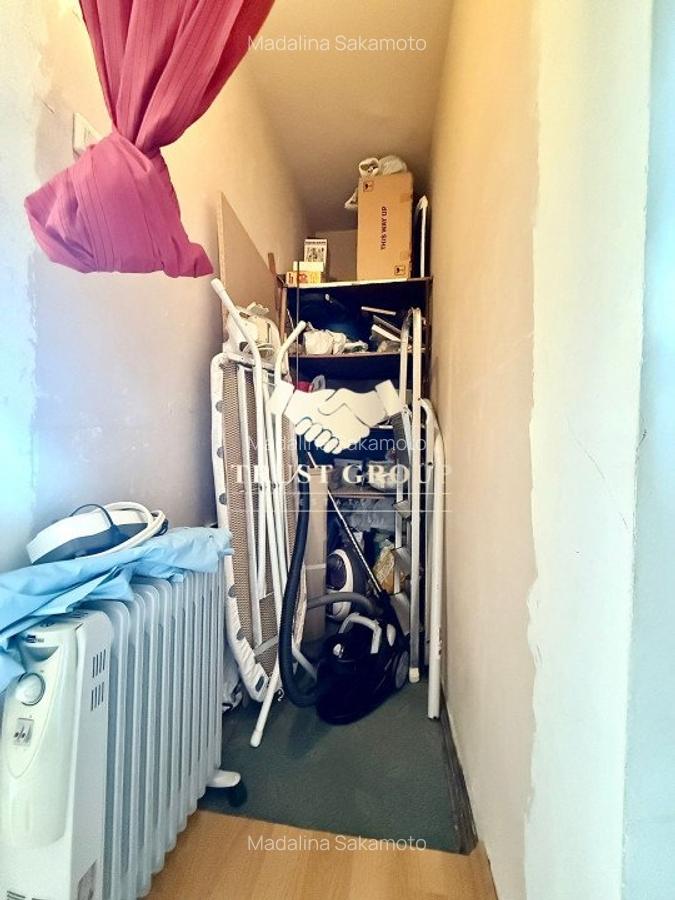 Apartament cu 4 camere decomandat în P-ța Victoriei - 25