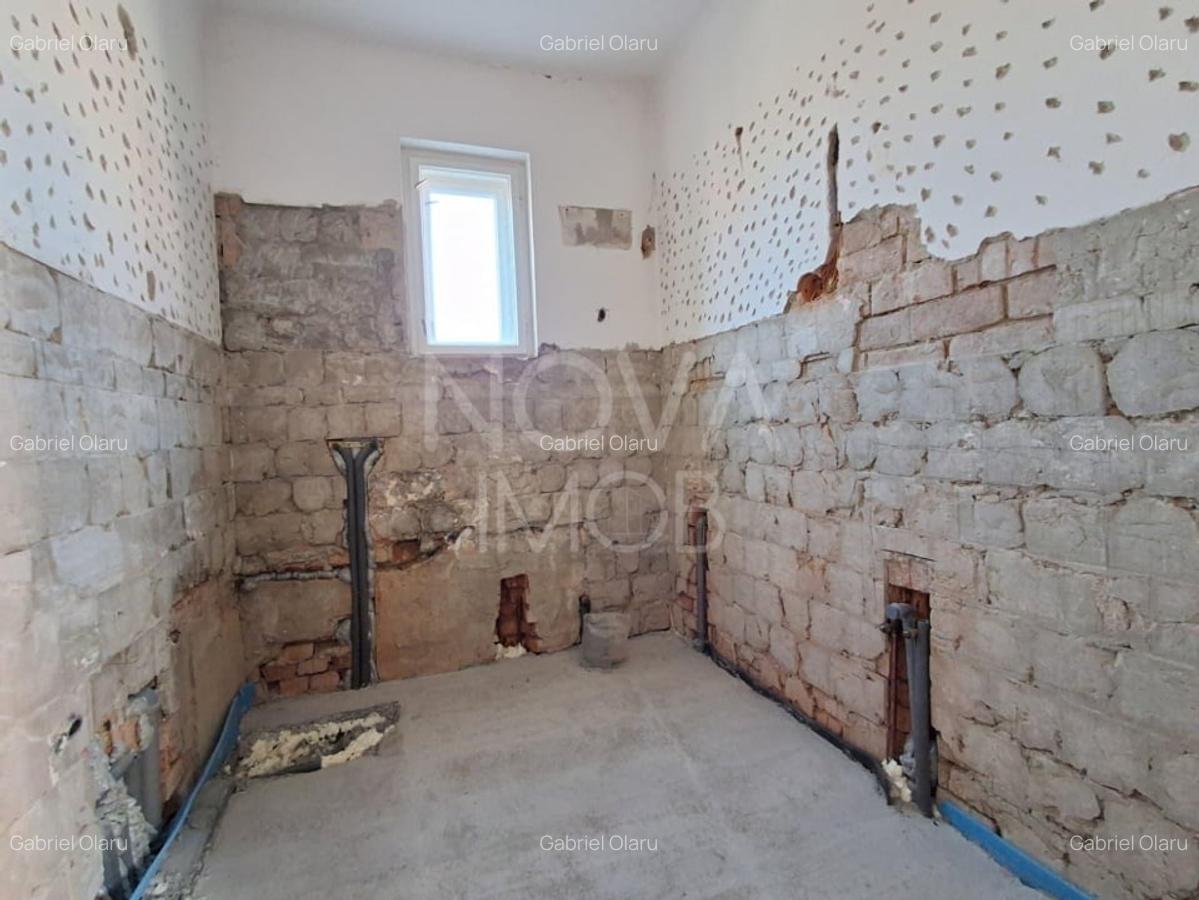 Casa individuala de vanzare - Lazaret - 11