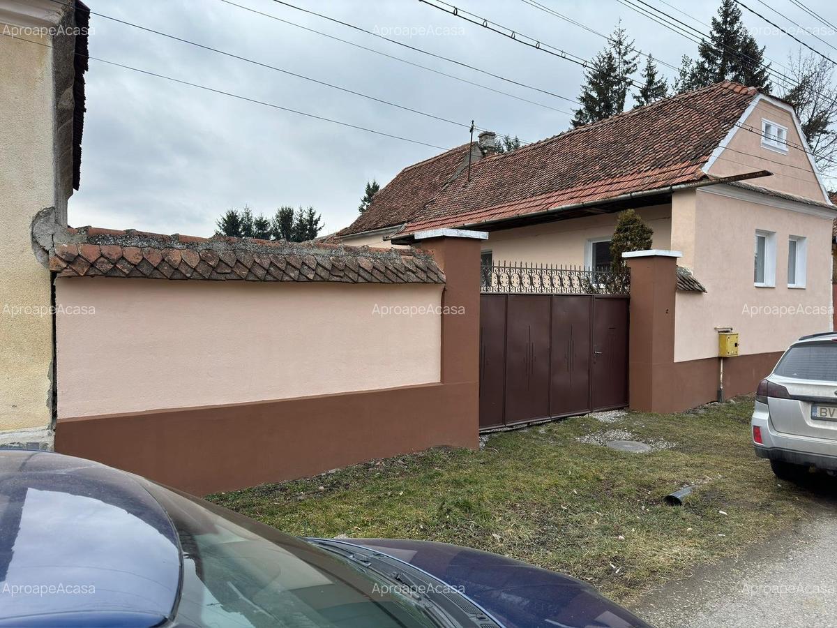 Casă solidă, zona centrală Prejmer - 2