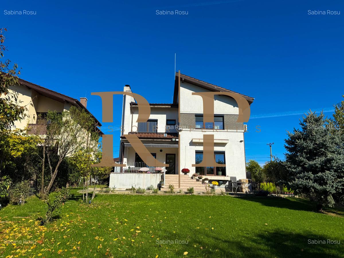 Vila Superba cu deschidere la Lac *Petrachioaia* - 1