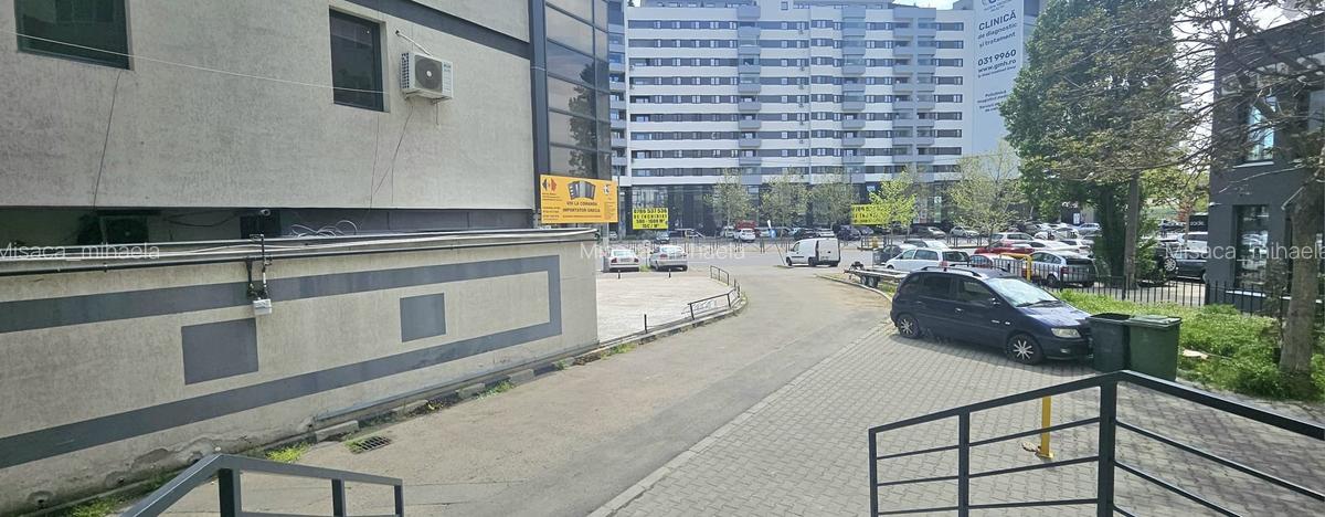Spatiu comercial  stradal  cu vitrine , renovat,  zona trafic  intens - 3