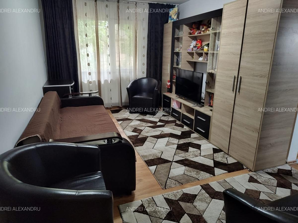 Apartament 2 camere Sector 5 zona Salaj - 1