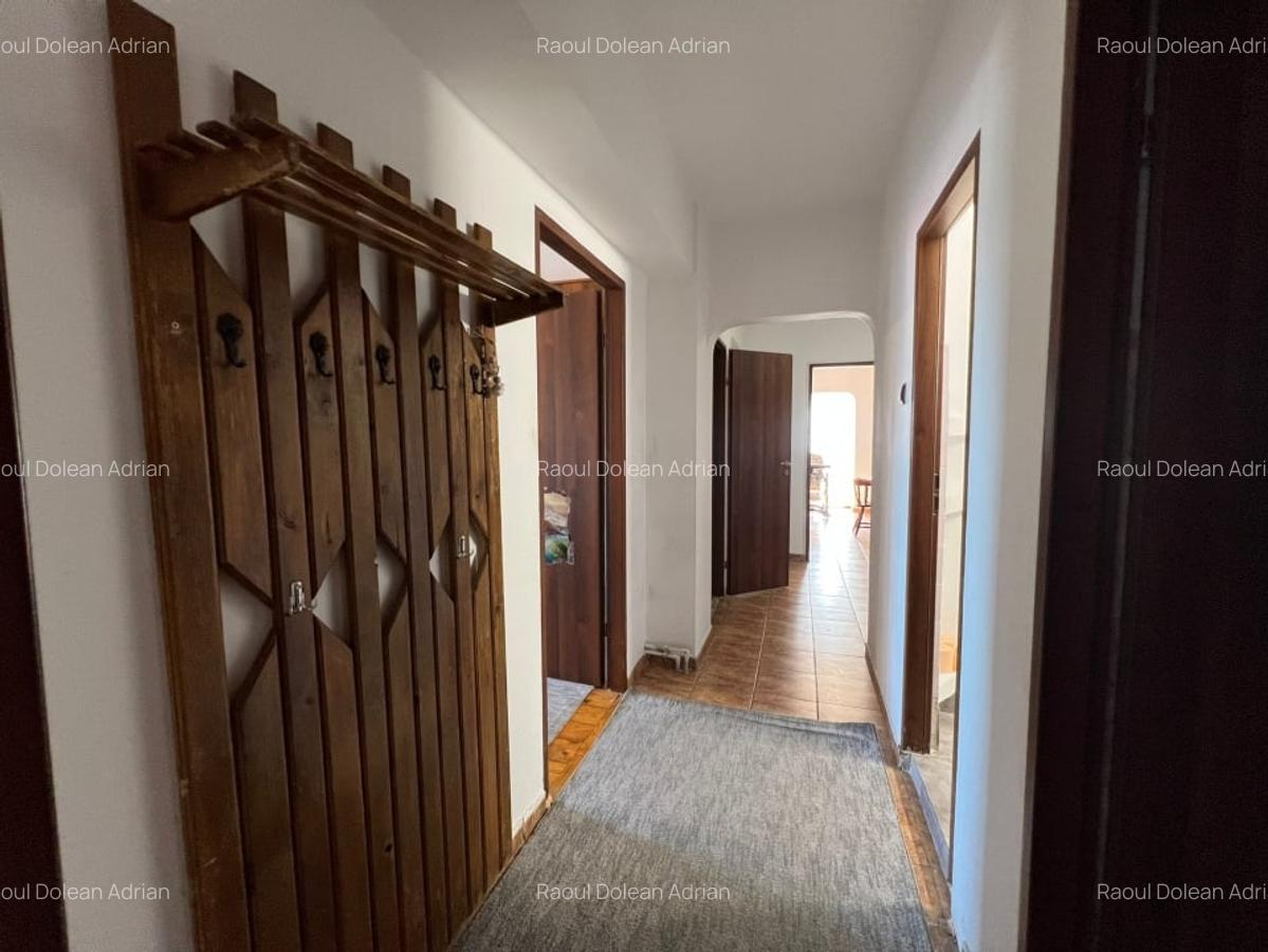 4 camere ,decomandat, 100 mp, 2 balcoane, str.Dorobantilor, Marasti - 13