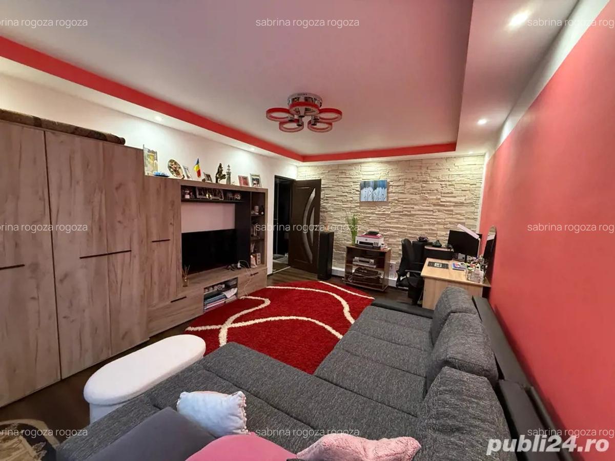 Vand apartament 2 camere etaj 1 - 1