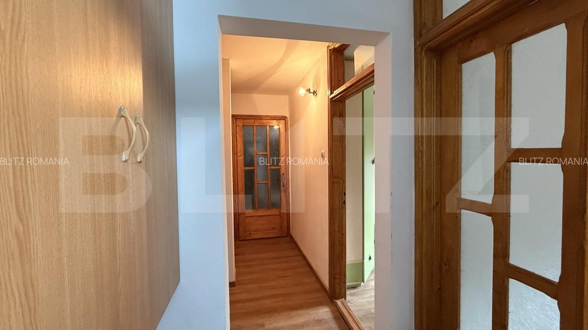 Apartament 3 camere decomandat, et. 1, 72 mp, zona 1 Mai - 9