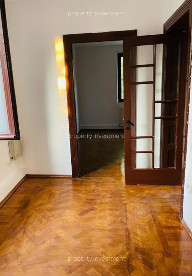 2 Camere Turturelelor In Vila Etaj 1 - 8
