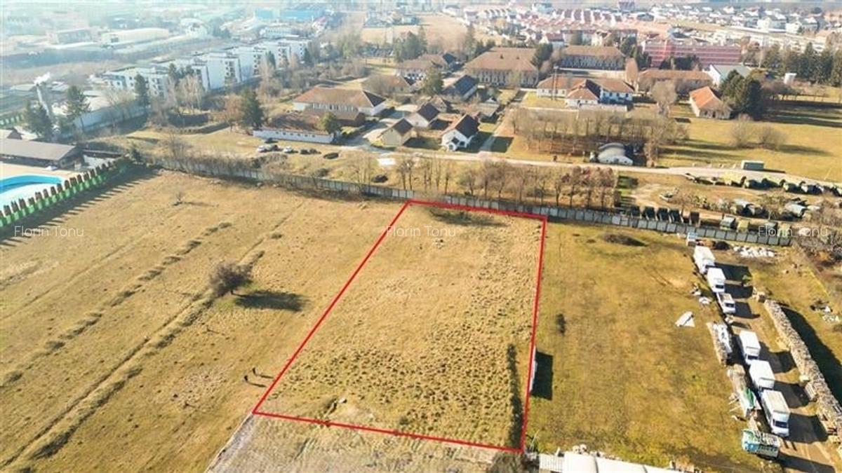 Teren intravilan, pe 3.500 mp, pozitie apreciabila, Grivitei, Brasov - 2
