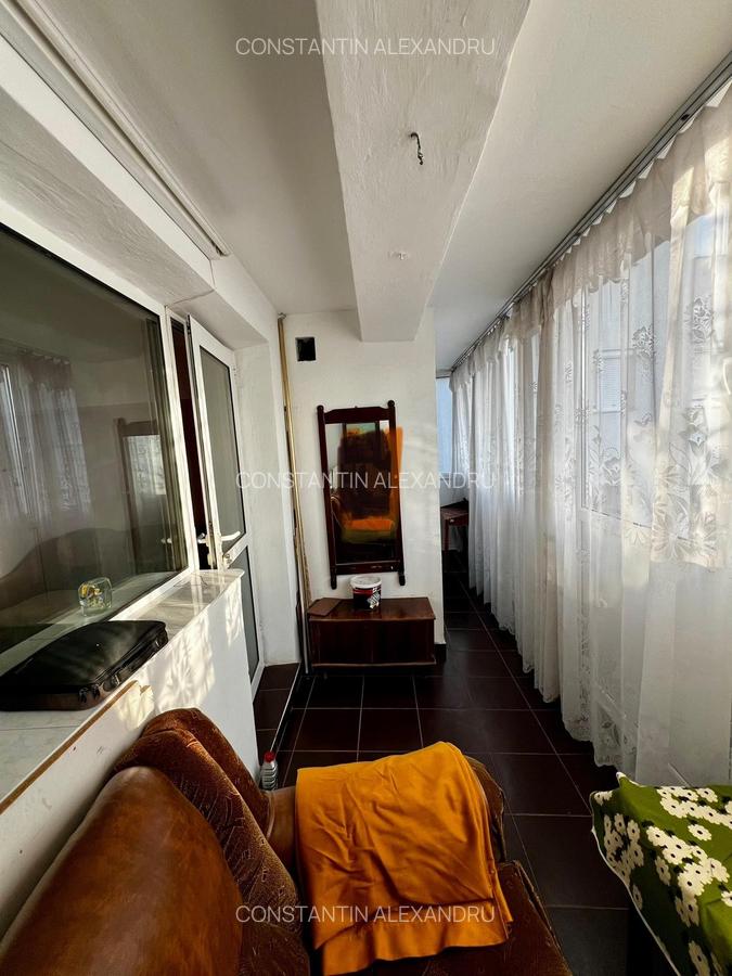 Apartament cu 3 camere in Micro 18 - 10