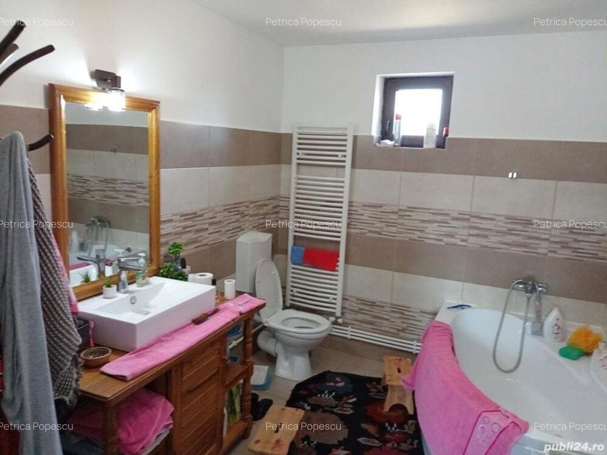 Casa de vanzare in comuna Valea nucarilor judetul Tulcea - 8