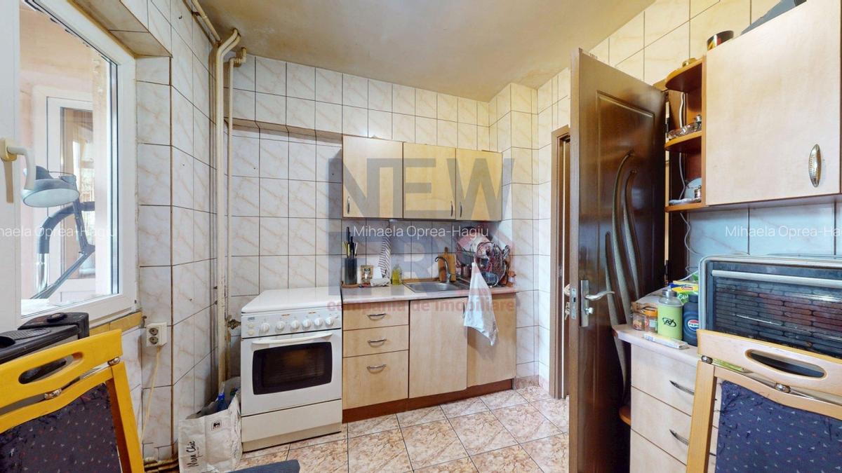 Oportunitate! Titulescu-De Vanzare-Ap Decomandat 3 Cam Cu Centrala Ap - 7