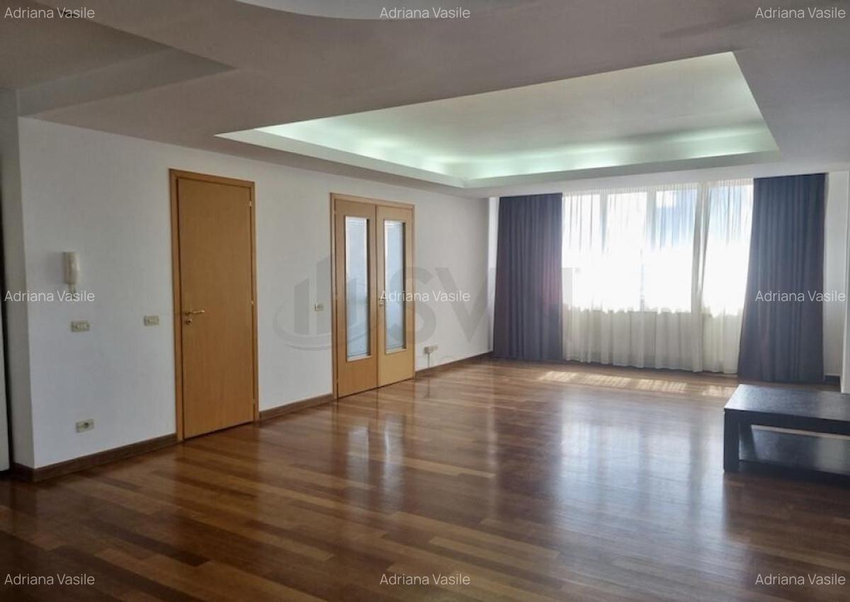 3 camere Oportunitate terasa 78 mp - 1