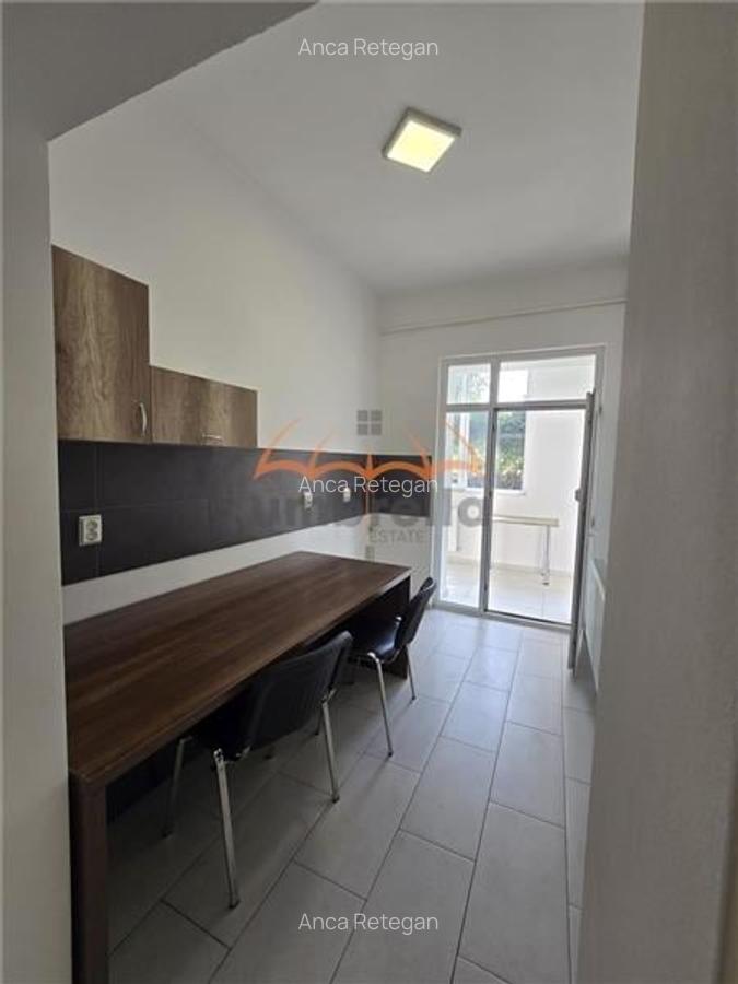 DE INCHIRIAT ap 2 camere , modern, parcare, gradina , 420 euro - 17